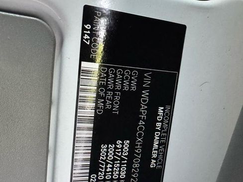 Used 2017 Mercedes-Benz Sprinter 3500 image 57