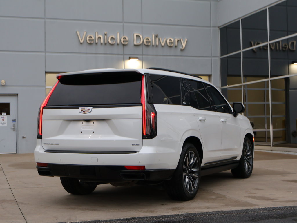 Used 2023 Cadillac Escalade Sport Platinum w/ Heavy-Duty Trailer Package AWD/4WD image 7
