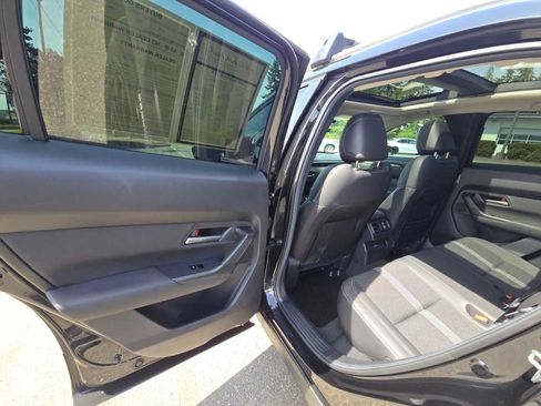 Used 2025 MAZDA CX-50 AWD 2.5 S w/ Premium Package image 15
