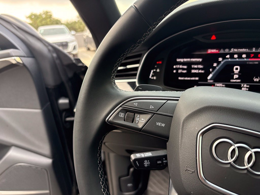 Used 2026 Audi Q8 Premium Plus AWD/4WD image 23