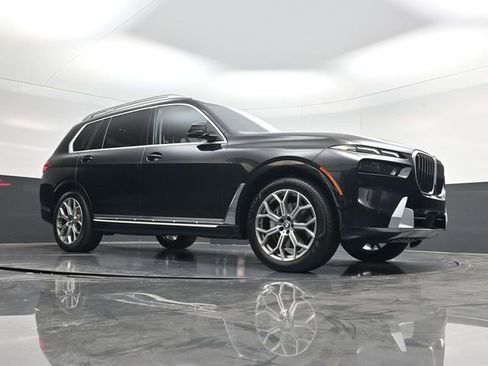 Used 2025 BMW X7 xDrive40i AWD/4WD image 59