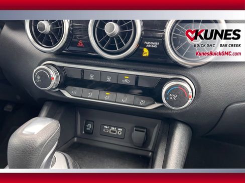 Used 2024 Nissan Sentra SV image 20