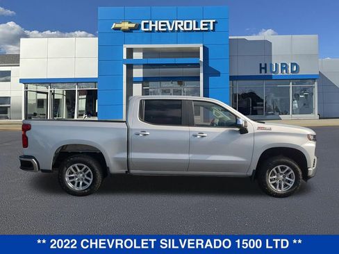 Certified 2022 Chevrolet Silverado 1500 LT w/ Z71 Off-Road Package AWD/4WD image 3