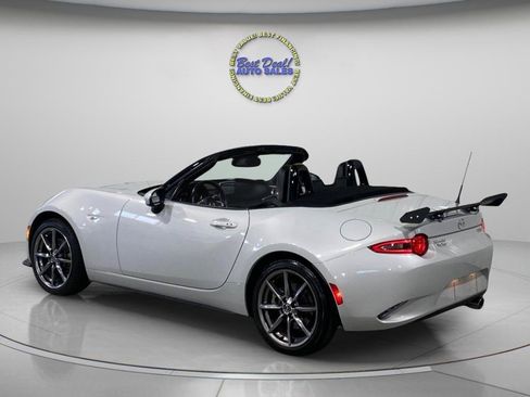 Used 2016 MAZDA MX-5 Miata Grand Touring RWD image 3