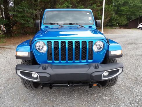 Used 2020 Jeep Gladiator Sport w/ Quick Order Package 24S AWD/4WD image 8