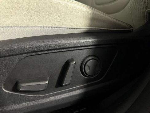 Used 2024 Hyundai Tucson Limited AWD/4WD image 33