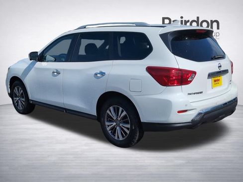 Used 2020 Nissan Pathfinder SL AWD/4WD image 5