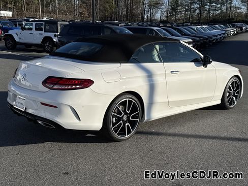 Used 2022 Mercedes-Benz C 300 Cabriolet image 3