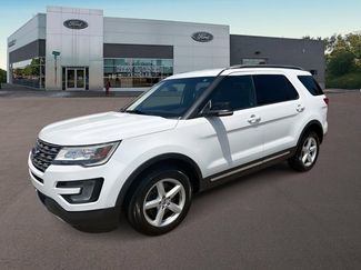 Used 2017 Ford Explorer XLT w/ Equipment Group 202A AWD/4WD 360° Tour