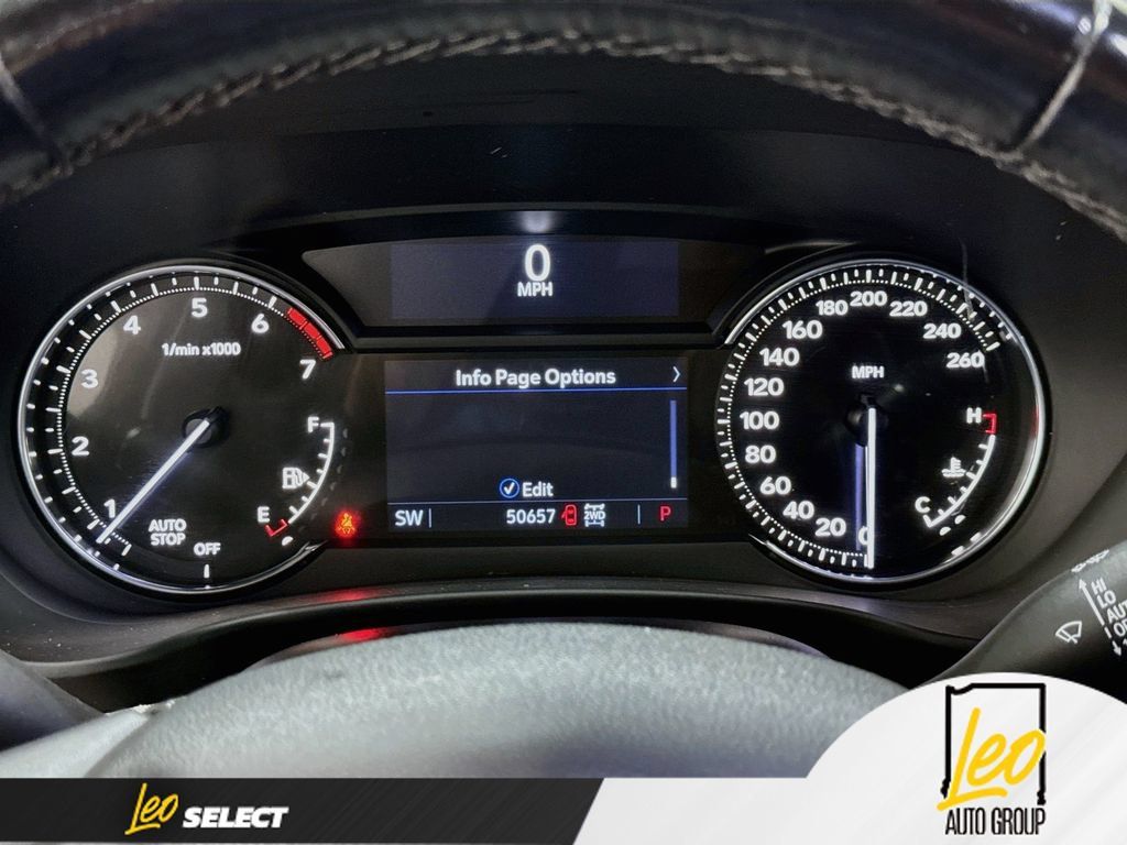 Used 2021 Cadillac XT4 Premium Luxury AWD/4WD image 14