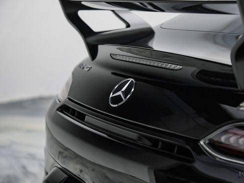 Used 2021 Mercedes-Benz AMG GT Black Series image 18