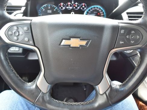 Used 2019 Chevrolet Tahoe Premier w/ RST 6.2L Performance Edition AWD/4WD image 24