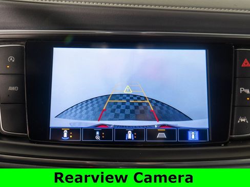 Used 2024 Buick Enclave Premium image 22