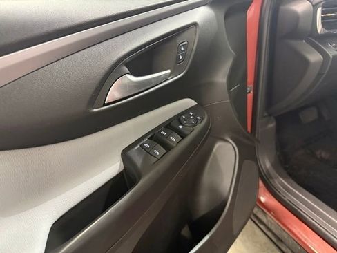 Certified 2024 Buick Envista Preferred w/ Convenience I Package image 24