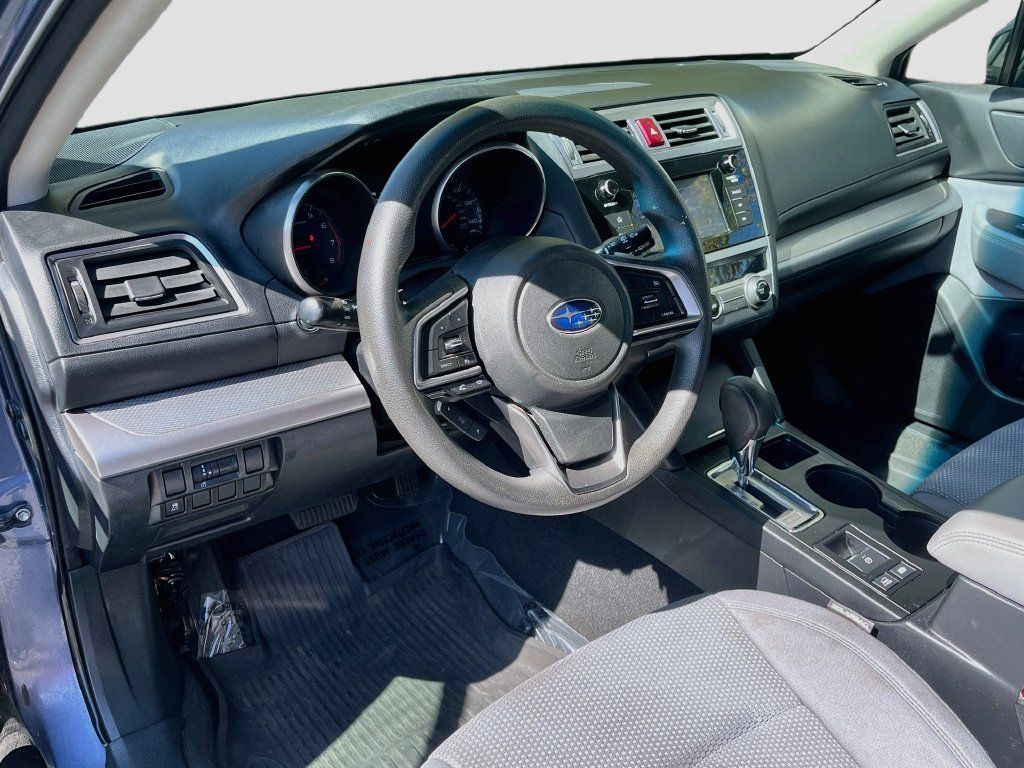 Used 2018 Subaru Outback 2.5i AWD/4WD image 9