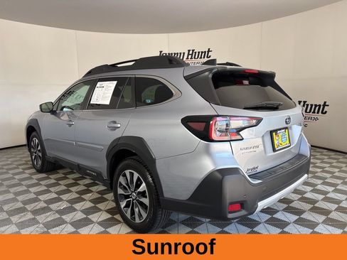 Used 2024 Subaru Outback Limited AWD/4WD image 7