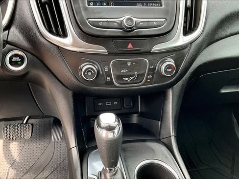Used 2019 Chevrolet Equinox LT w/ LPO, Cargo Package FWD image 30