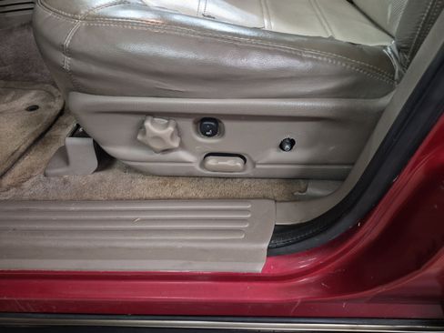 Used 2003 Ford Explorer Eddie Bauer image 11