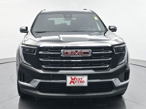 Used 2025 GMC Acadia Elevation image 24