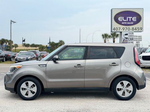 Used 2016 Kia Soul FWD image 2