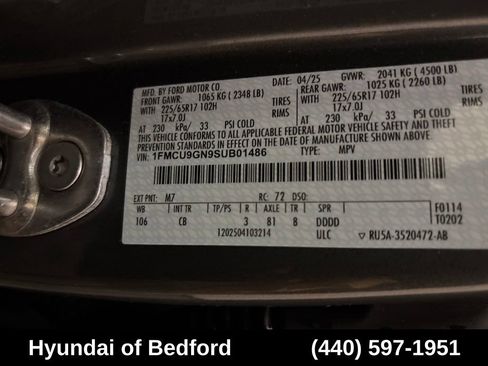 Used 2025 Ford Escape Active AWD/4WD image 13