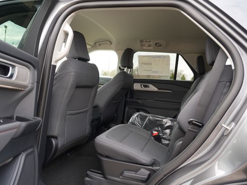 New 2026 Ford Explorer Active image 17