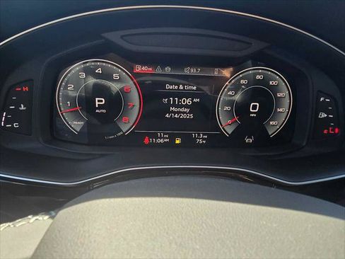 Used 2025 Audi Q7 3.0T Prestige w/ Prestige Package AWD/4WD image 29