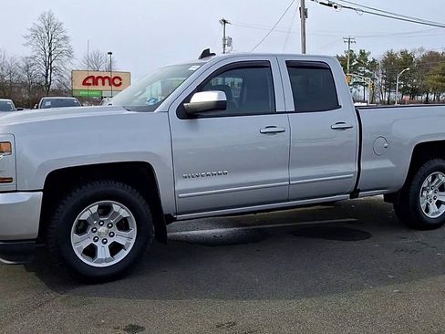 Used 2018 Chevrolet Silverado 1500 LT w/ All Star Edition image 4