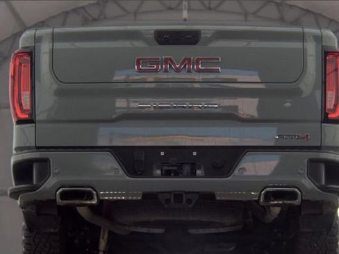 Used 2025 GMC Sierra 1500 AT4 w/ AT4 Premium Package AWD/4WD image 7