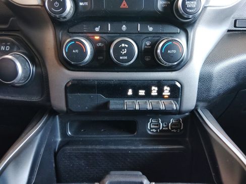 Used 2020 RAM 1500 Lone Star RWD image 33