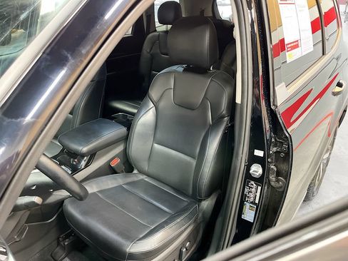 Used 2022 Kia Telluride S AWD/4WD image 19