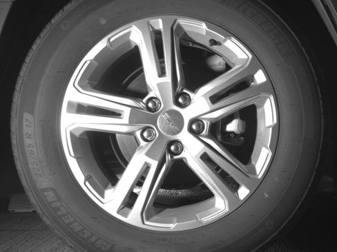 Used 2024 GMC Terrain SLE image 20