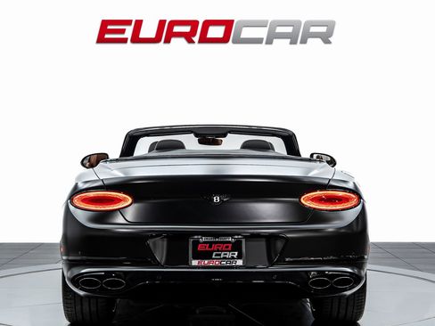 Used 2022 Bentley Continental GT image 5