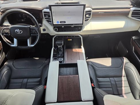 Used 2023 Toyota Tundra Capstone AWD/4WD image 12