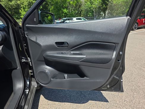 Used 2025 Nissan Kicks Play S FWD image 37