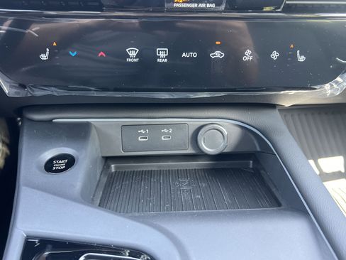 New 2026 Nissan Sentra SV FWD image 7