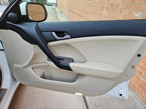 Used 2010 Acura TSX Sedan image 16