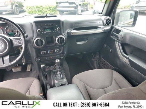 Used 2017 Jeep Wrangler Unlimited Sport w/ Connectivity Group image 18