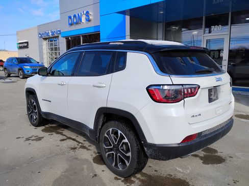 Used 2023 Jeep Compass Limited image 2