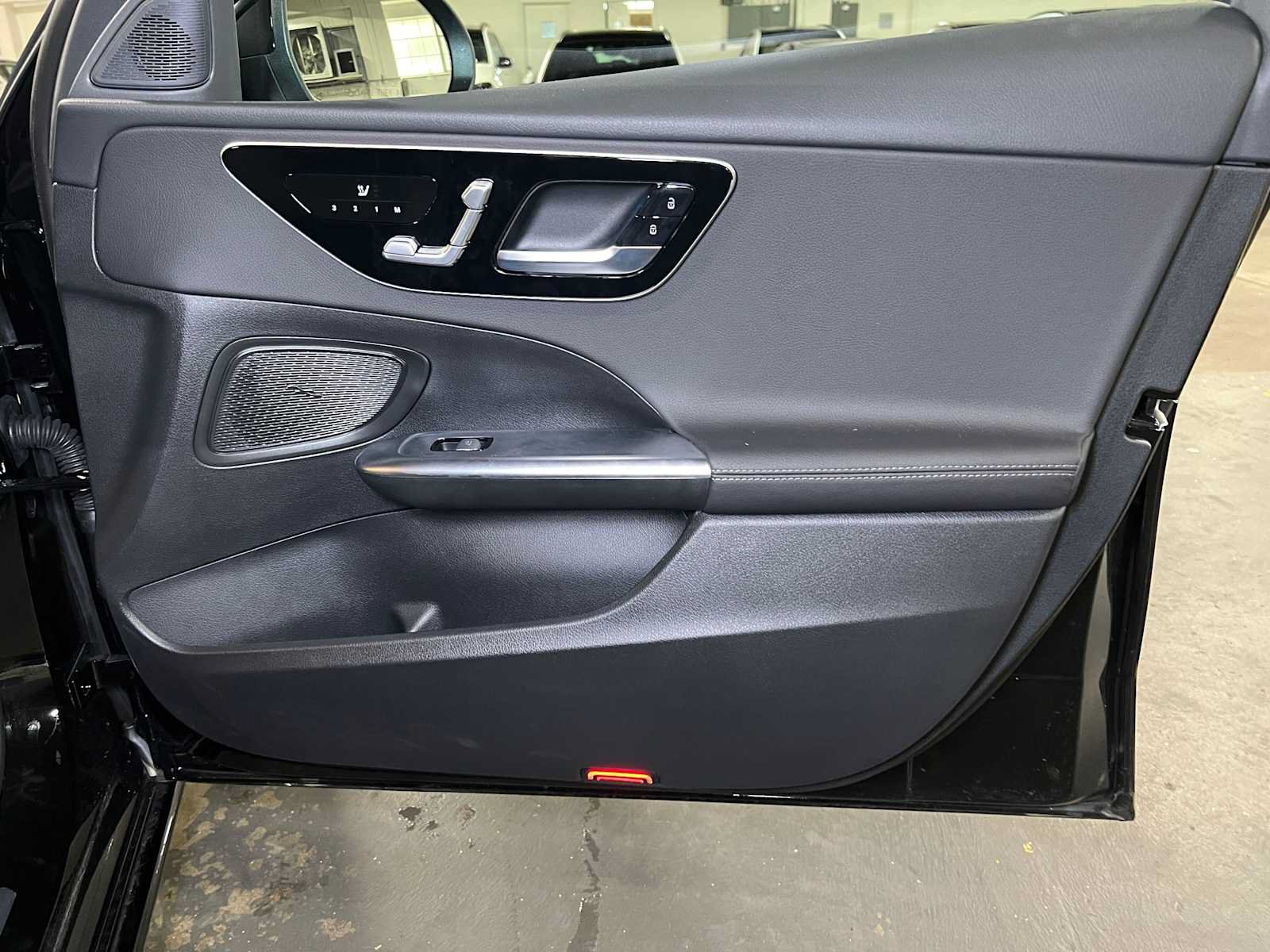 Used 2026 Mercedes-Benz C 300 4MATIC Sedan image 10