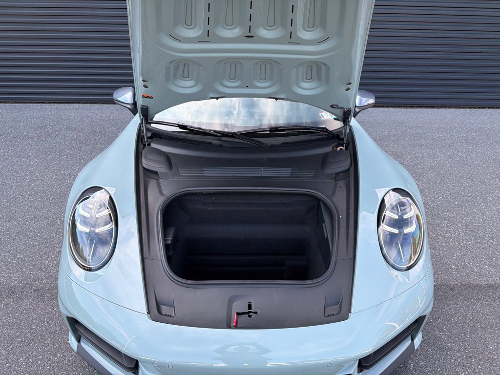 Certified 2025 Porsche 911 Carrera T RWD image 29