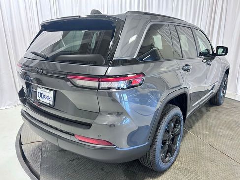 New 2026 Jeep Grand Cherokee Limited AWD/4WD image 31