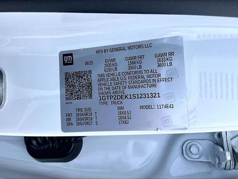 Used 2025 GMC Canyon AT4 AWD/4WD image 33