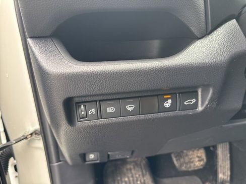 Certified 2021 Toyota RAV4 XLE Premium image 43