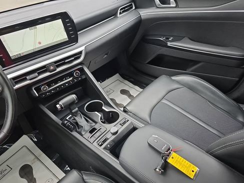 Used 2023 Kia K5 GT-Line image 31