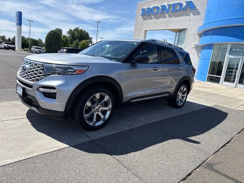 Used 2020 Ford Explorer Platinum w/ Premium Technology Package AWD/4WD image 15