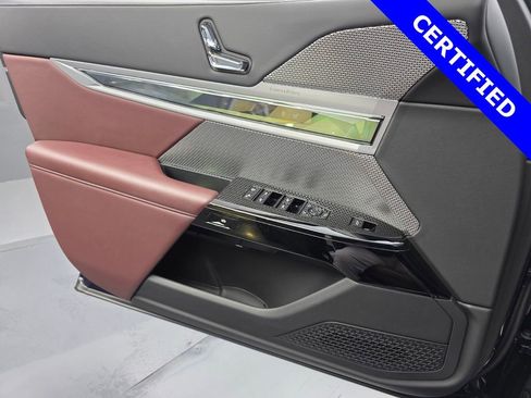 Certified 2023 BMW 760i xDrive image 26