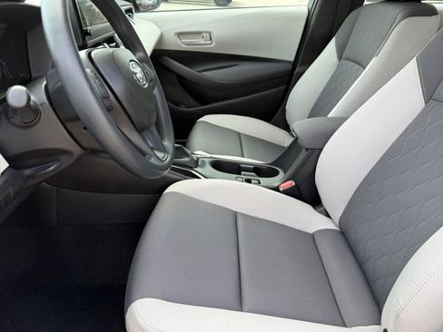 Used 2026 Toyota Corolla LE image 11
