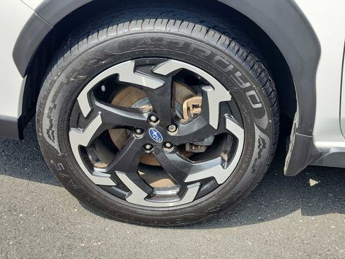 Used 2021 Subaru Crosstrek 2.5i Limited w/ Moonroof Package 2 image 8