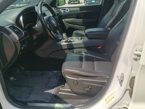 Used 2021 Jeep Grand Cherokee Limited w/ Premium Lighting Group AWD/4WD image 26